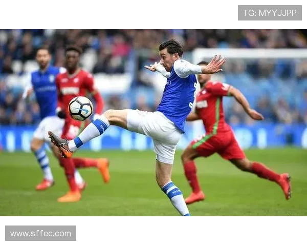 伯恩利中场组织能力近期表现稳健，攻防转换效率持续提升