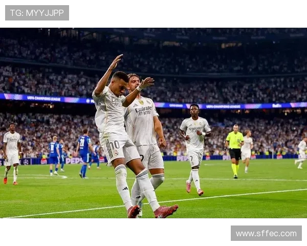 皇马欧冠争冠压力上升,近期竞技表现波动可能影响整体走势 皇马欧冠争冠压力上升,近期竞技表现波动可能影响整体走势